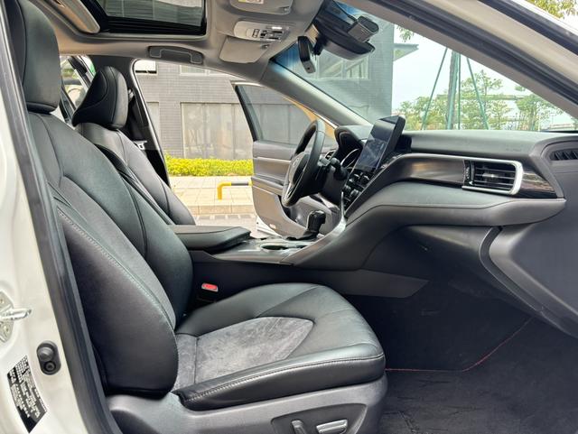 Toyota Camry 2022 thumb 4