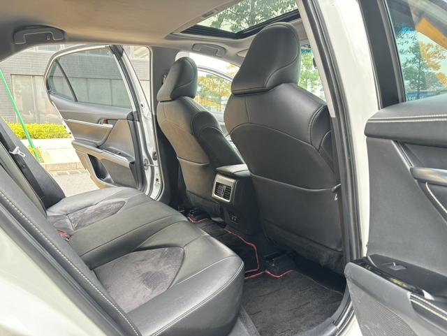 Toyota Camry 2022 thumb 5