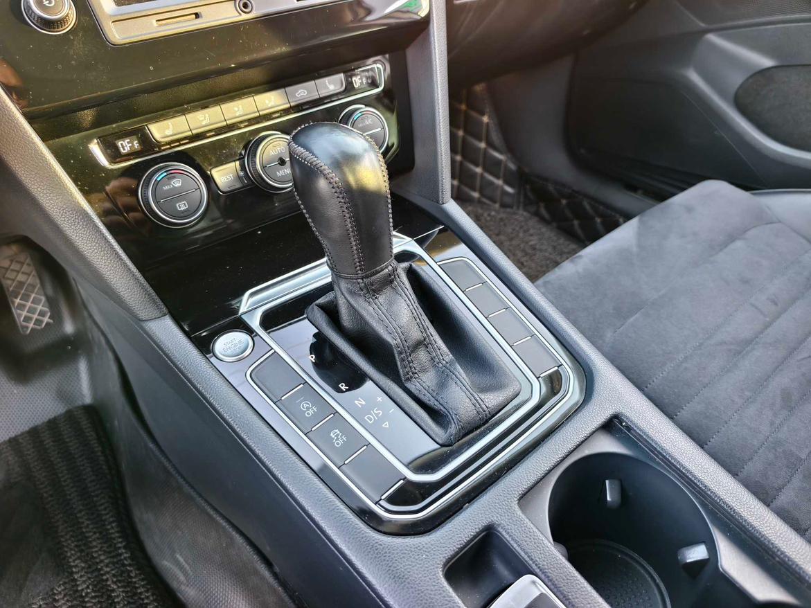Volkswagen Magotan 2017 thumb 12