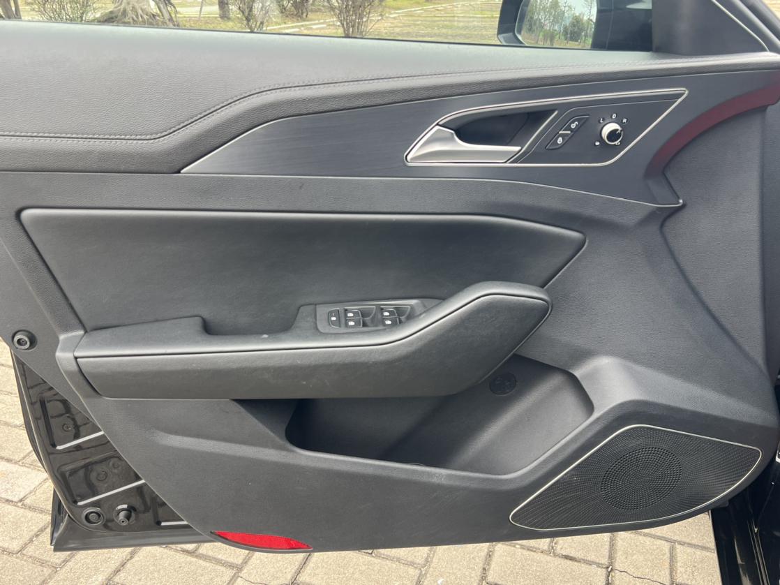 Hongqi H5 2020 thumb 11