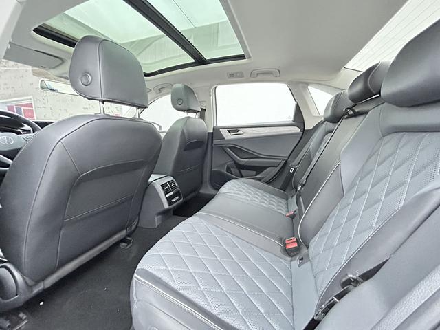 Volkswagen Sagitar 2023 thumb 3