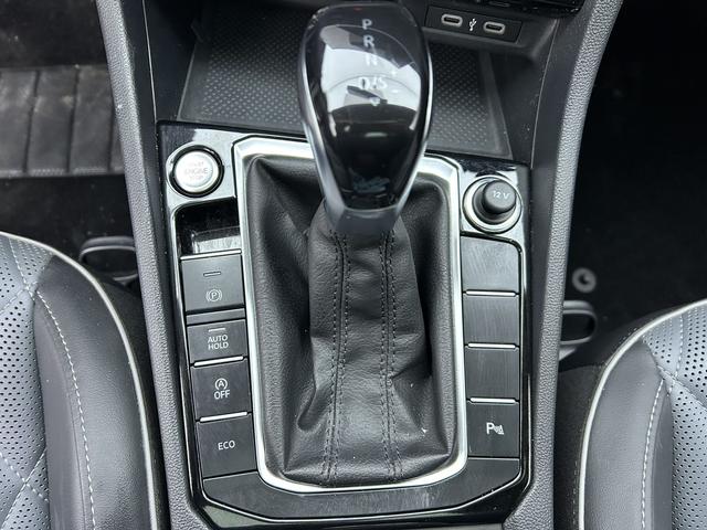 Volkswagen Sagitar 2023 thumb 10