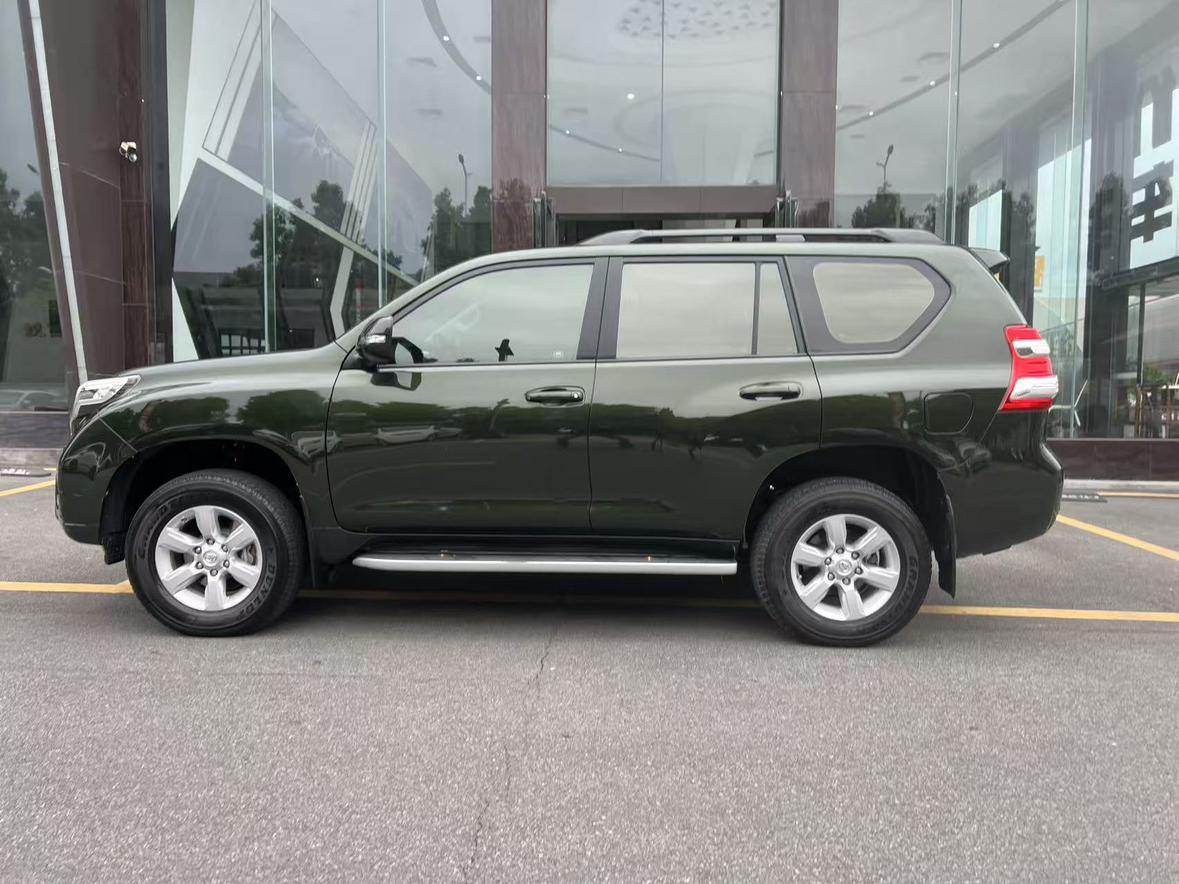 Toyota Land Cruiser Prado 2016 thumb 2