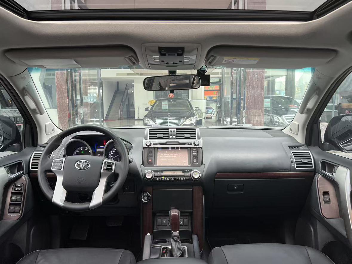Toyota Land Cruiser Prado 2016 thumb 10