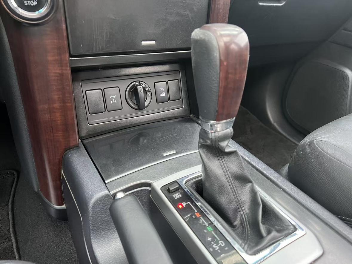 Toyota Land Cruiser Prado 2016 thumb 12