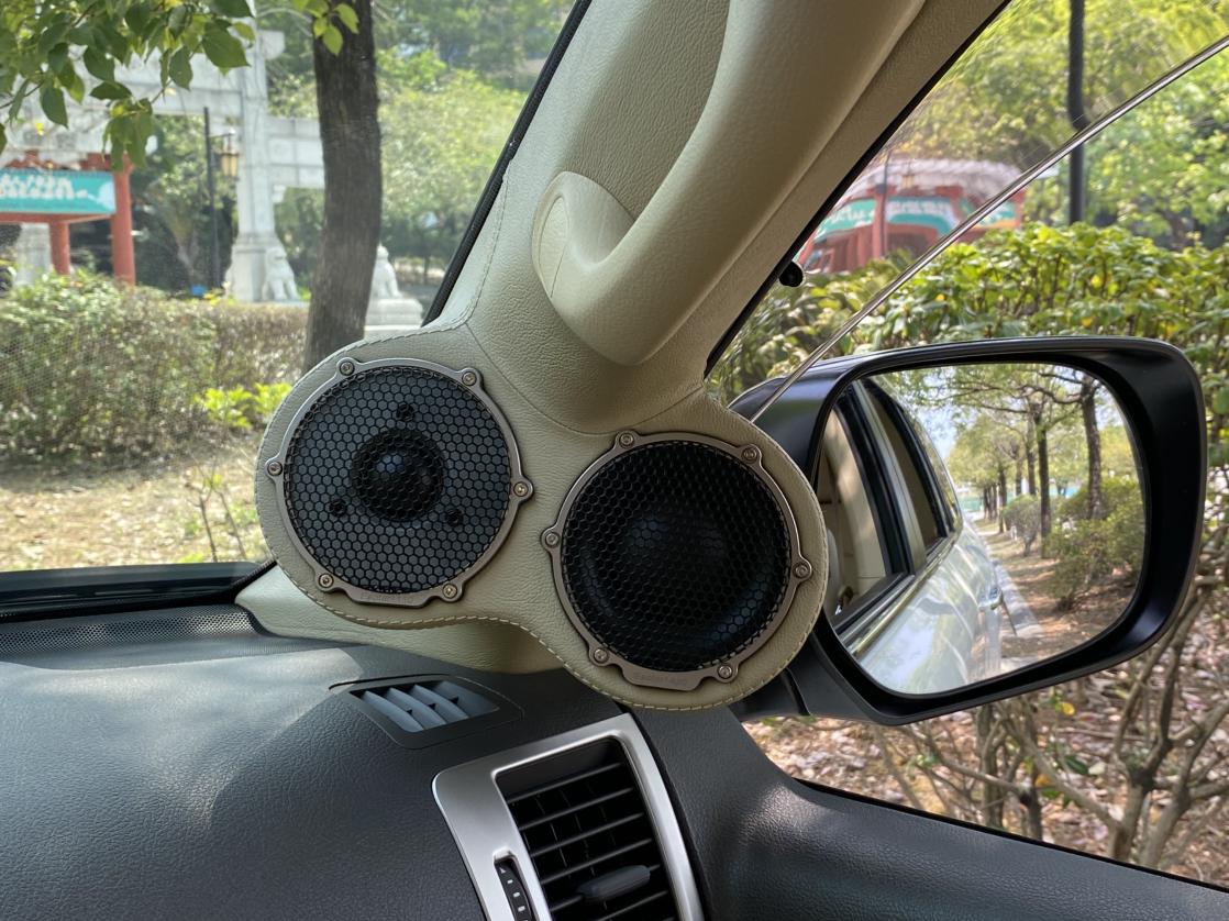 Toyota Land Cruiser 2017 thumb 5