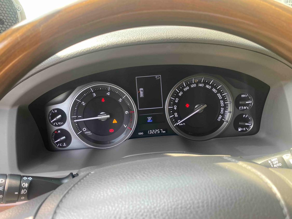 Toyota Land Cruiser 2017 thumb 12