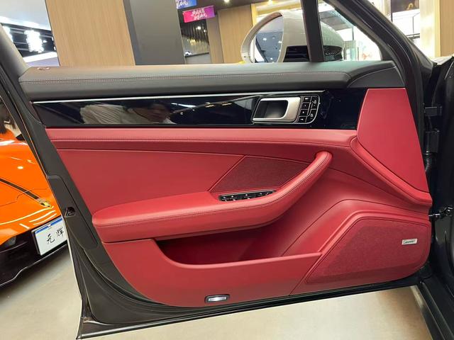 Porsche Panamera 2019 thumb 8