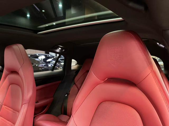 Porsche Panamera 2019 thumb 10