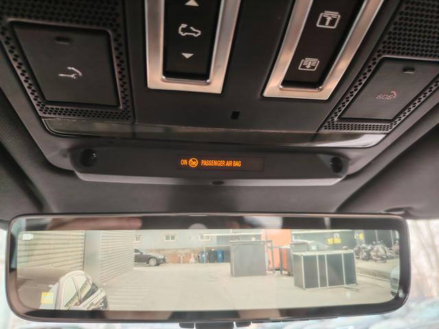 Land Rover Defender 2024 thumb 11
