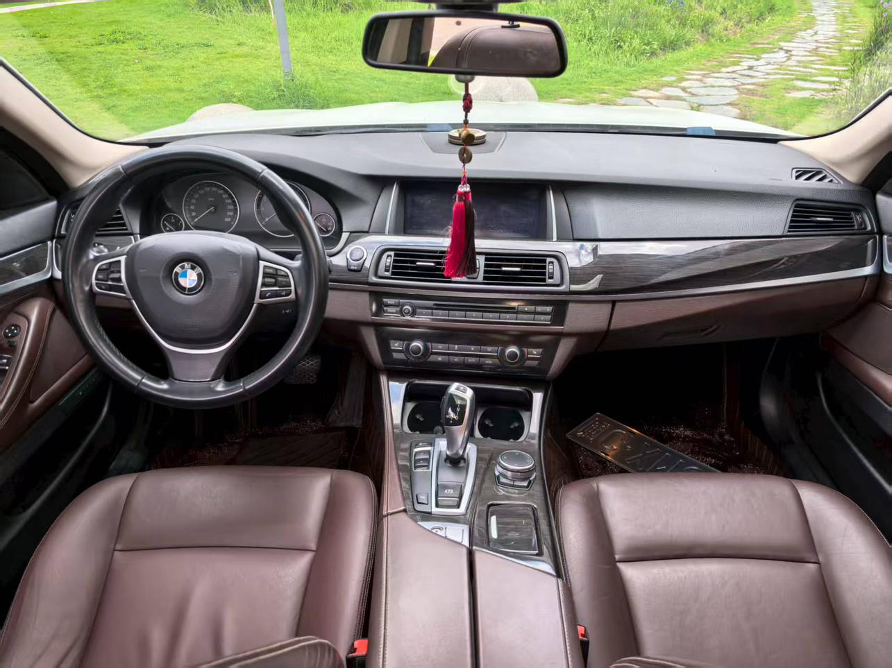 BMW 5 серии 2016 thumb 5
