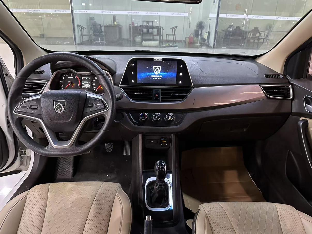 Baojun 310W 2018 thumb 5