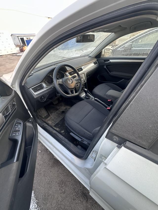 Volkswagen Bora 2019 thumb 4