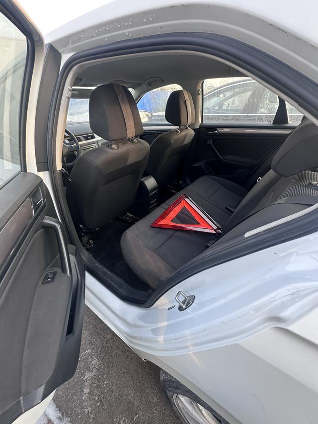 Volkswagen Bora 2019 thumb 5