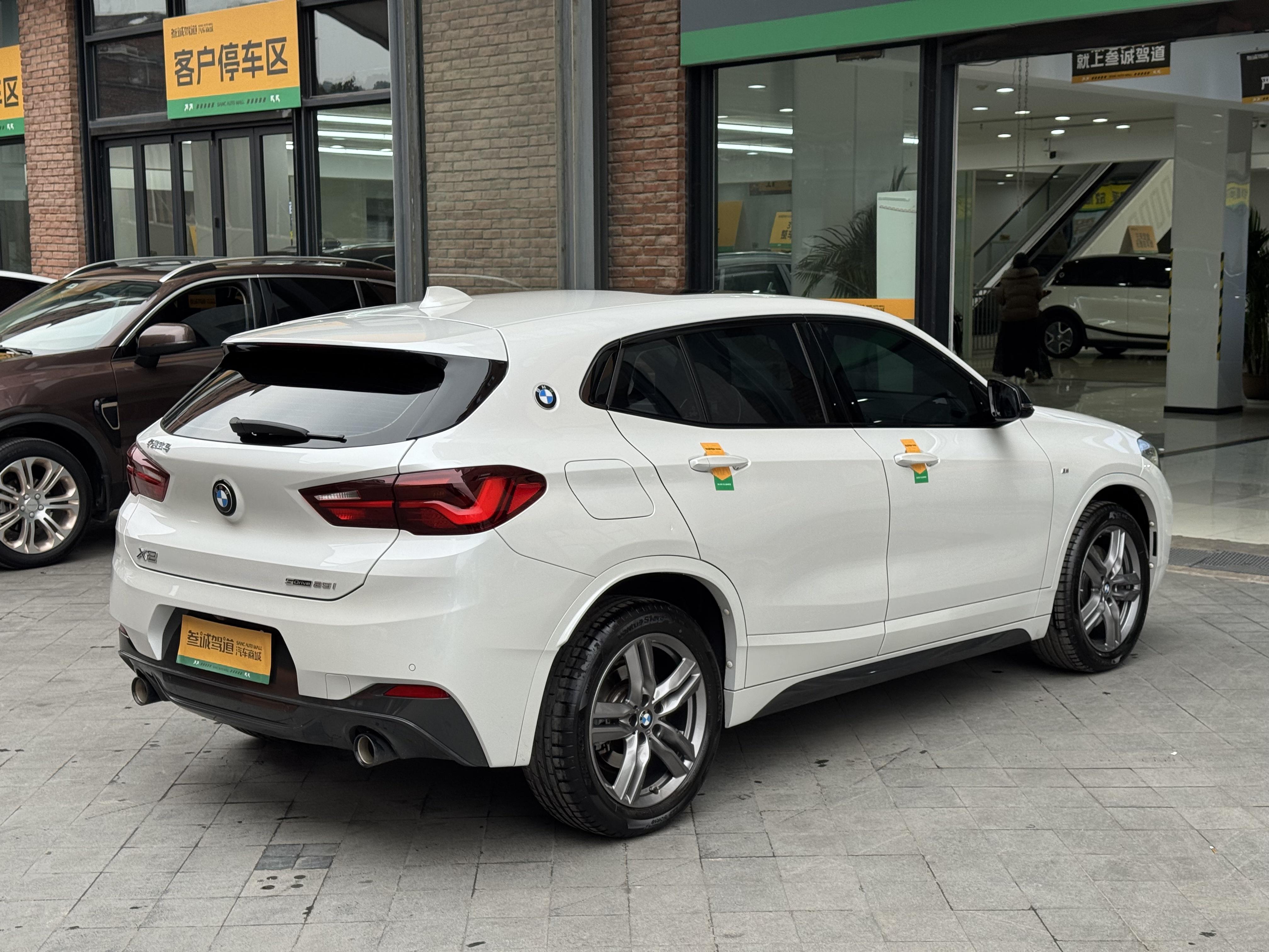 BMW X2 2023 thumb 4