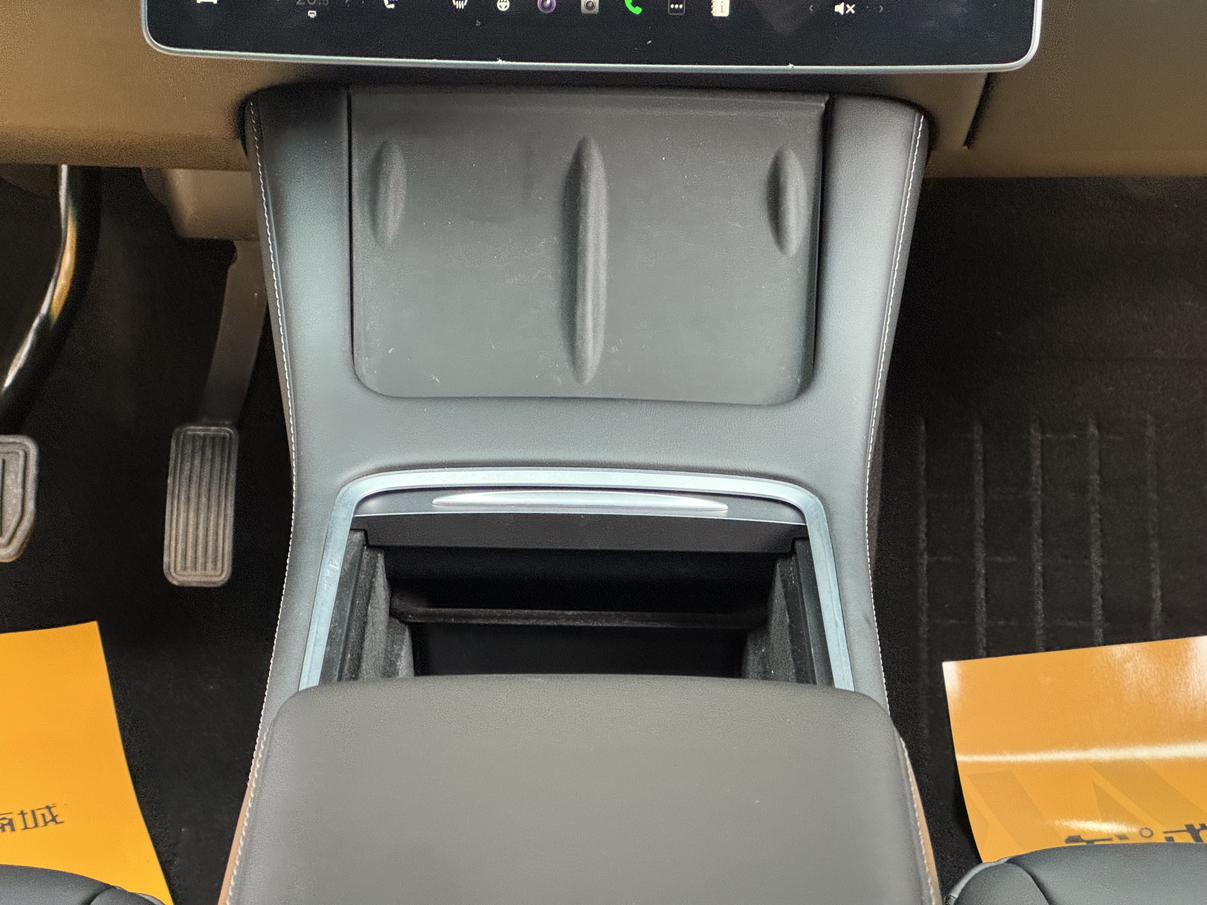 Tesla Model Y 2022 thumb 6