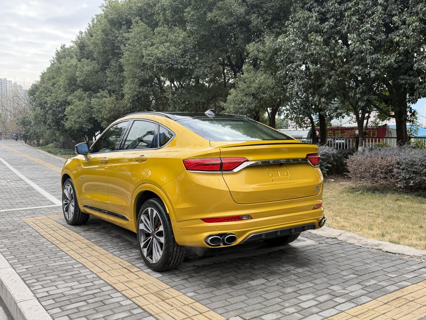 Geely Xingyue 2019 thumb 2