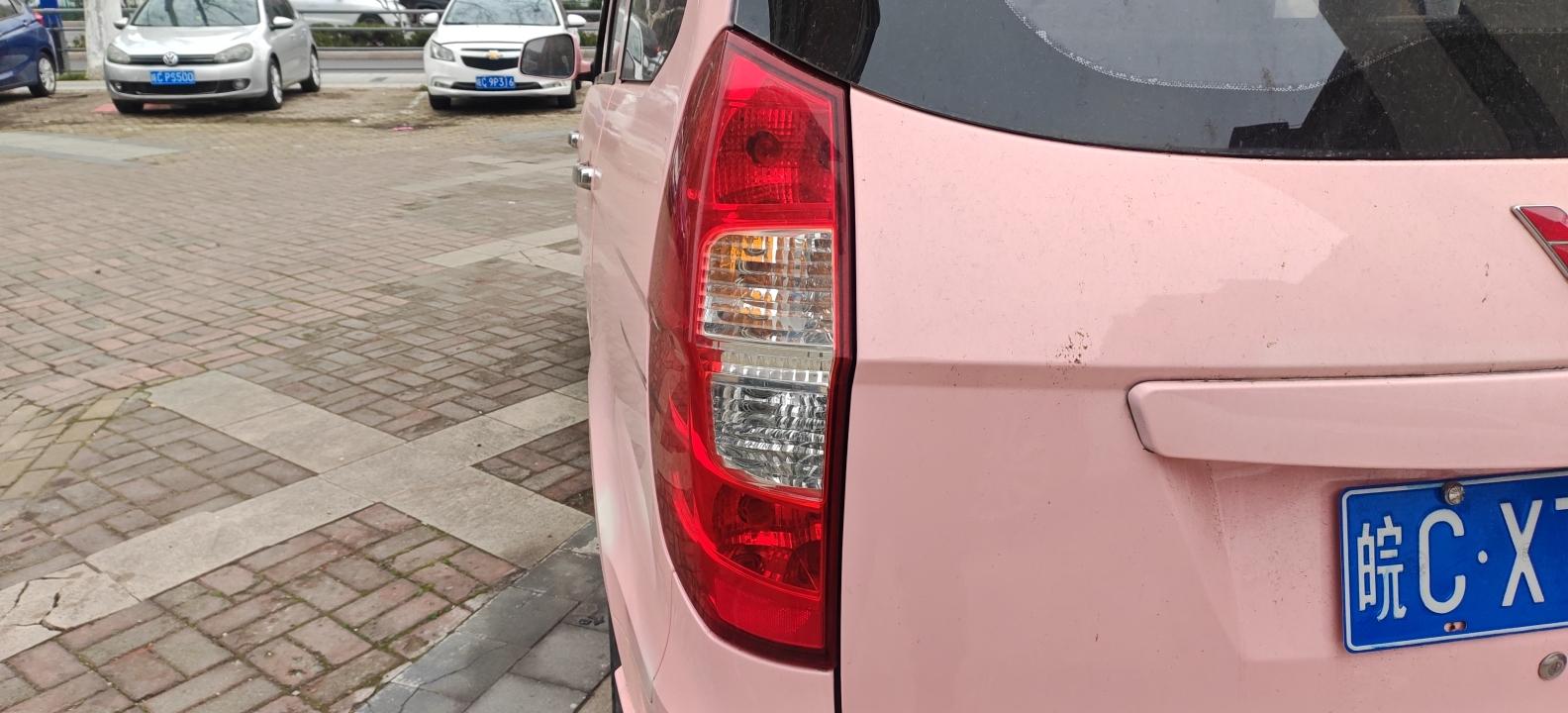 Wuling Hong Guang 2016 thumb 5