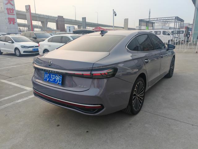 Volkswagen Passat 2025 thumb 6