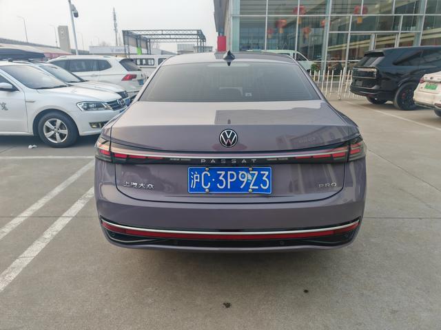 Volkswagen Passat 2025 thumb 8