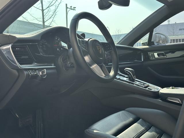 Porsche Panamera 2019 thumb 10