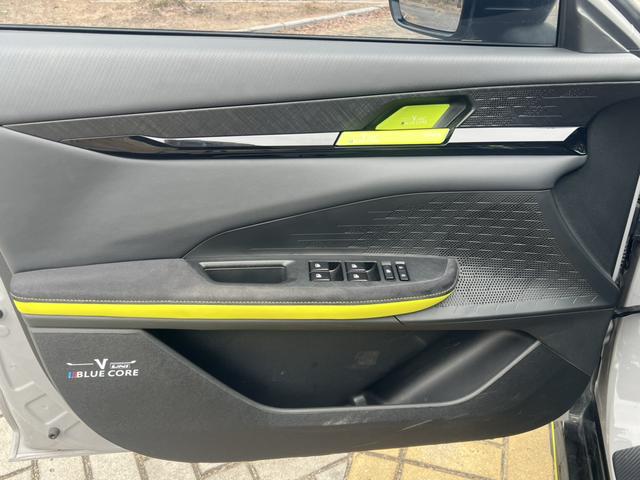 Changan UNI-V 2023 thumb 3