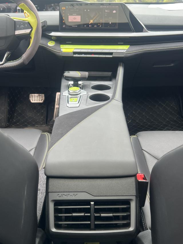 Changan UNI-V 2023 thumb 12