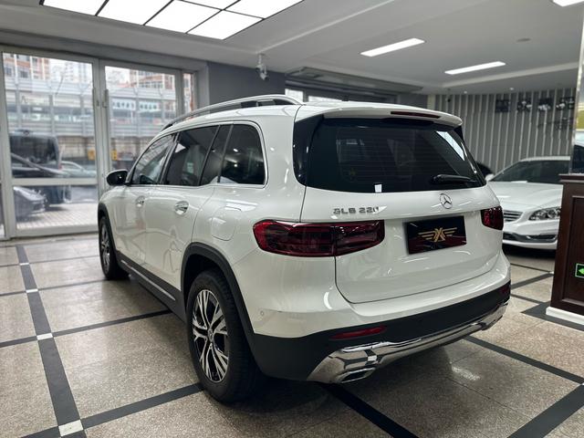 Mercedes-Benz GLB 2024 thumb 2