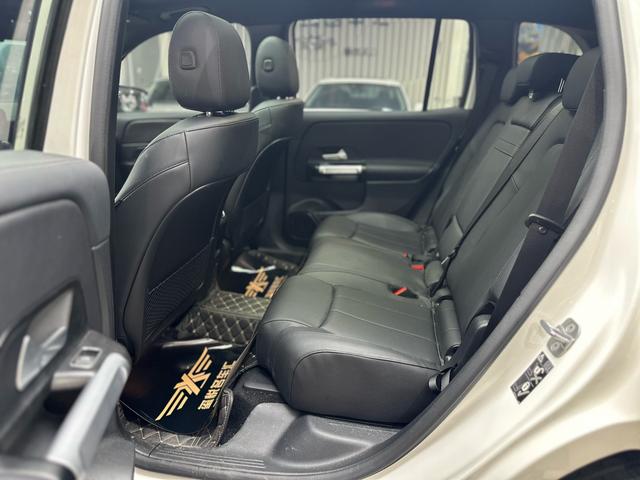 Mercedes-Benz GLB 2024 thumb 5