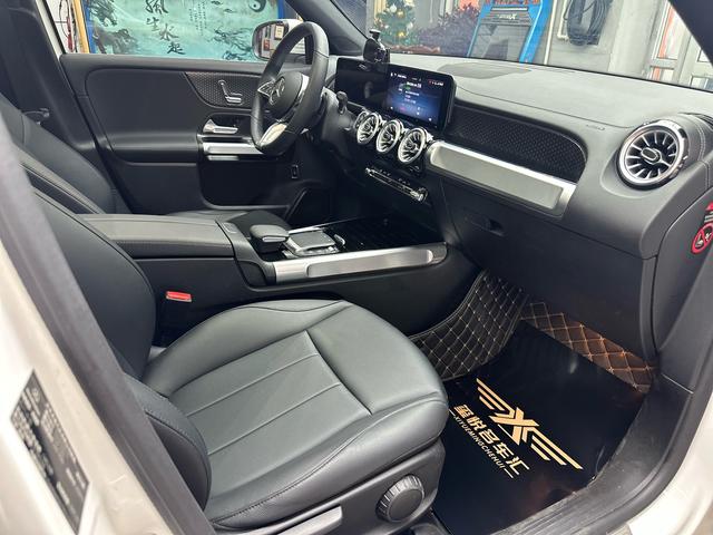 Mercedes-Benz GLB 2024 thumb 11