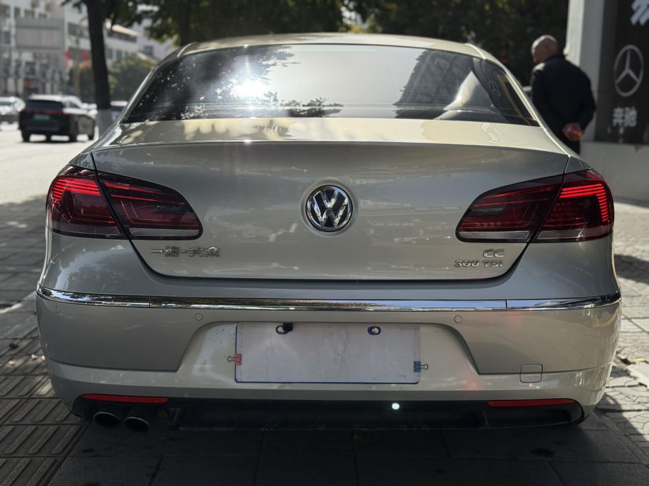 Volkswagen Arteon 2017 thumb 3