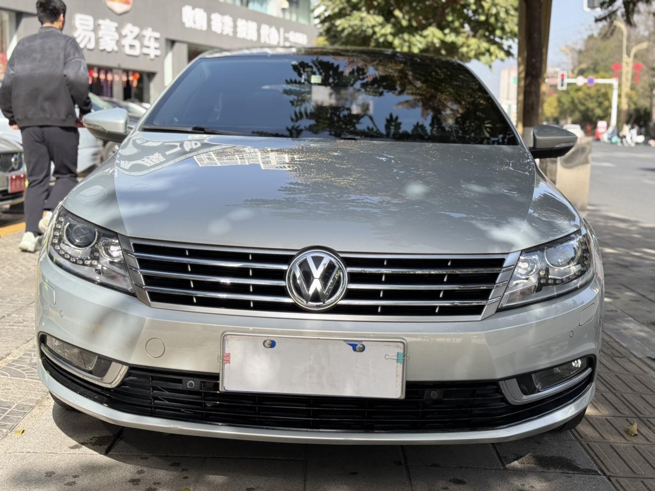 Volkswagen Arteon 2017 thumb 4