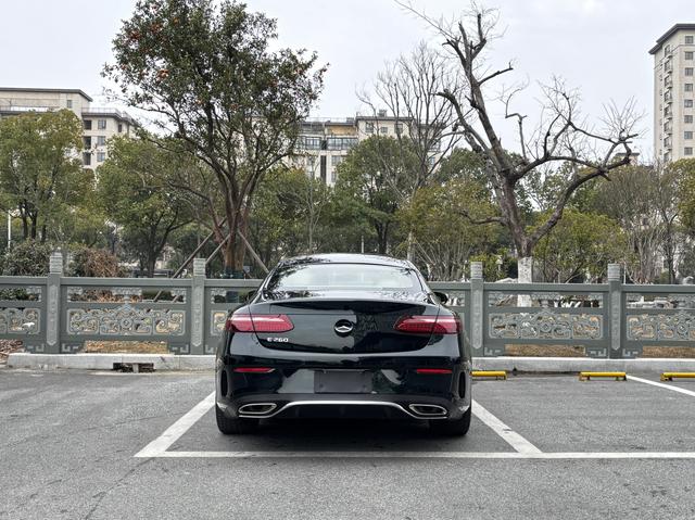 Mercedes-Benz E-Class 2021 thumb 2