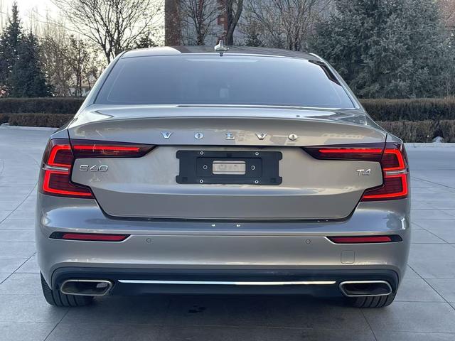 Volvo S60 2021 thumb 5