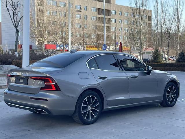 Volvo S60 2021 thumb 6