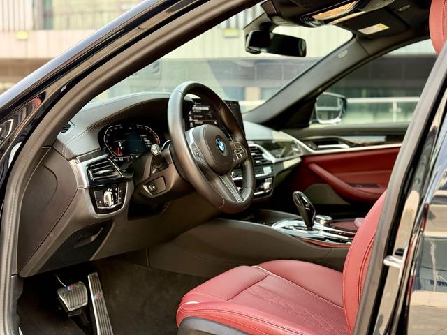 BMW 5 серии 2022 thumb 3