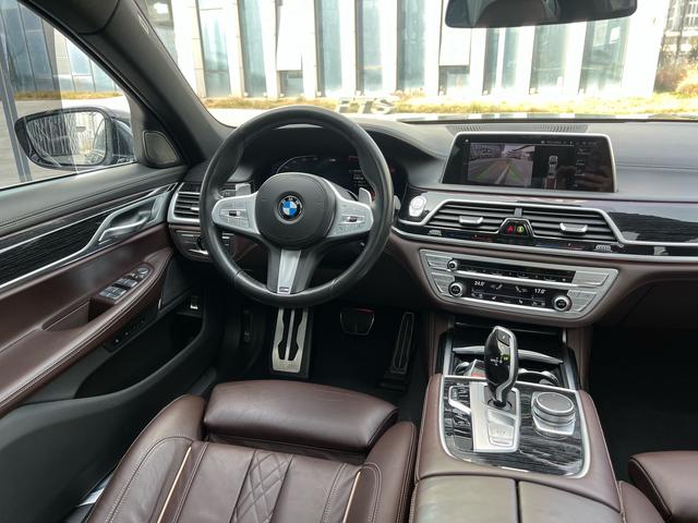 BMW 7 серии 2021 thumb 8