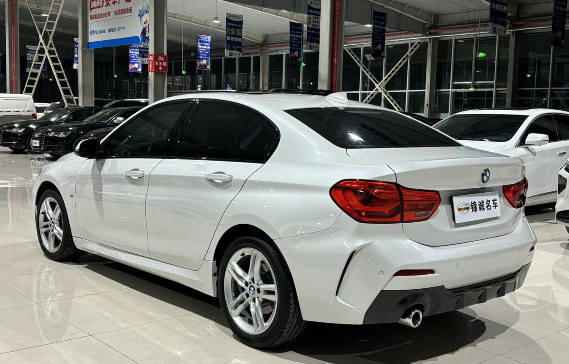 BMW 1 серии 2019 thumb 2