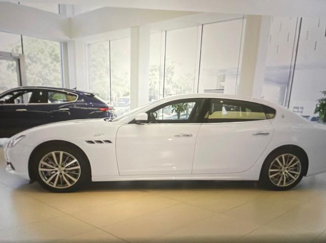 Mercedes-Benz C-Class 2022 thumb 8