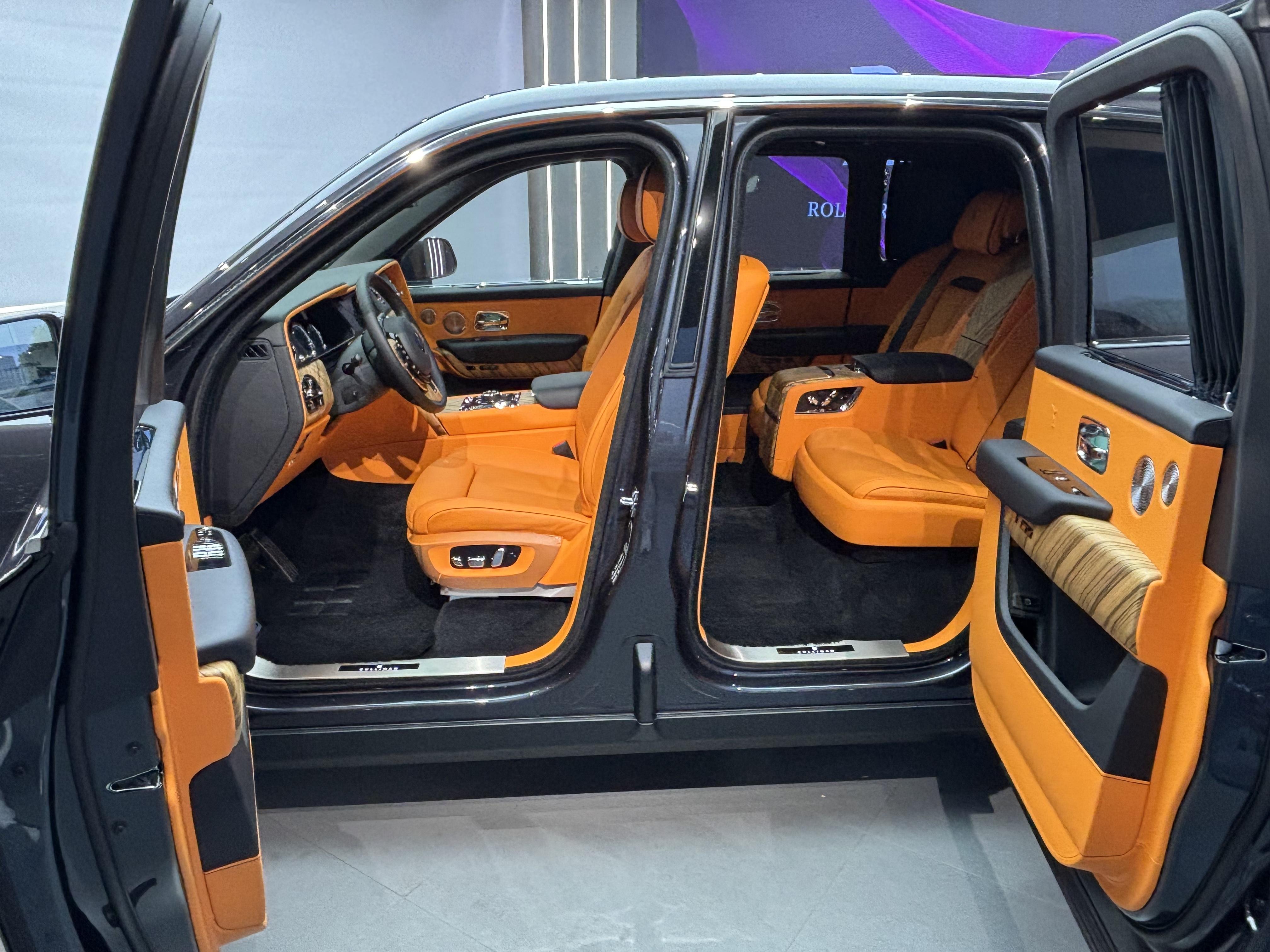 Rolls-Royce Cullinan 2023 thumb 6