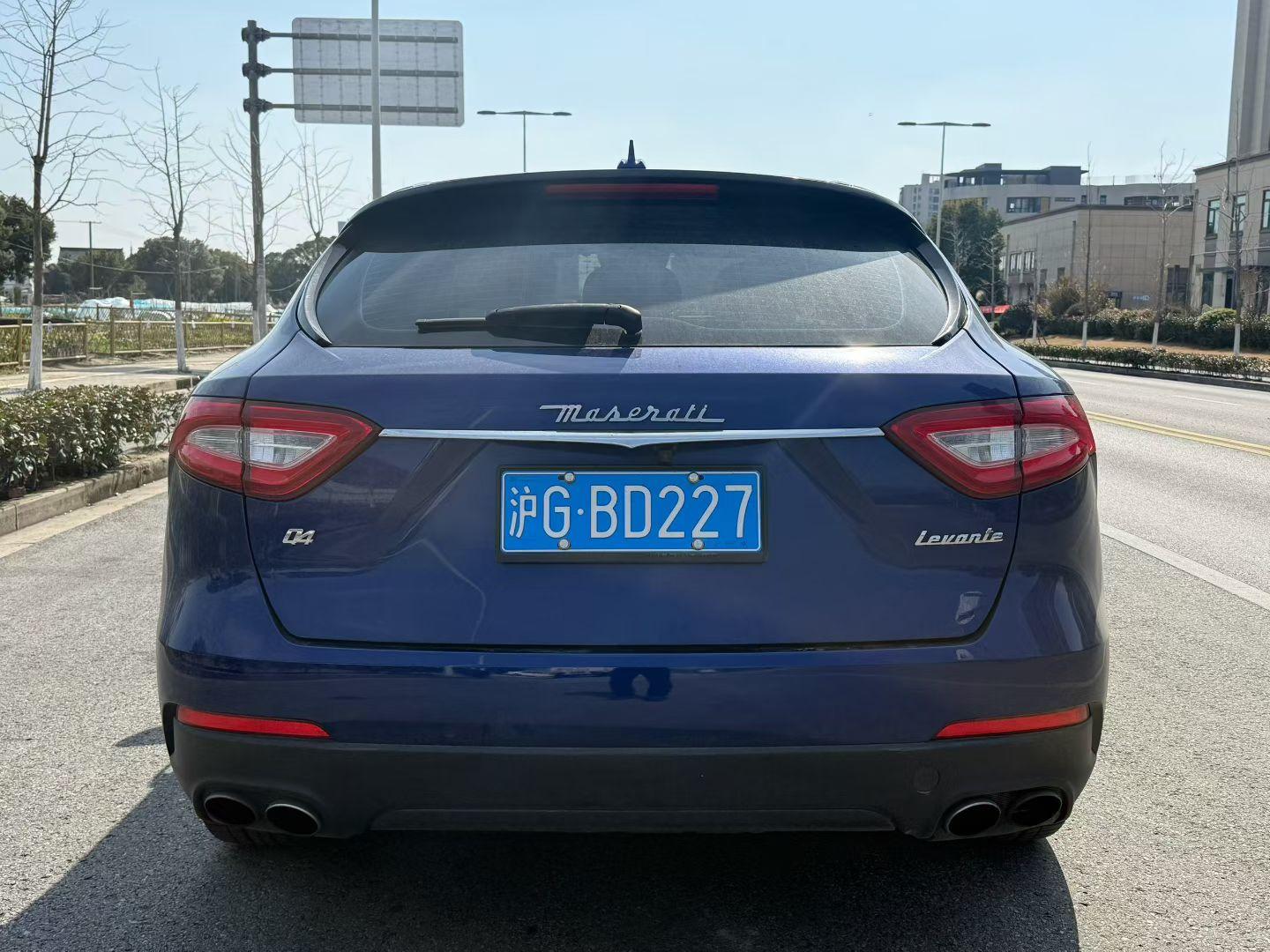 Maserati Levante 2018 thumb 3