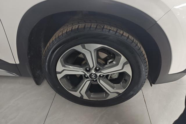Hyundai Santa Fe 2019 thumb 2