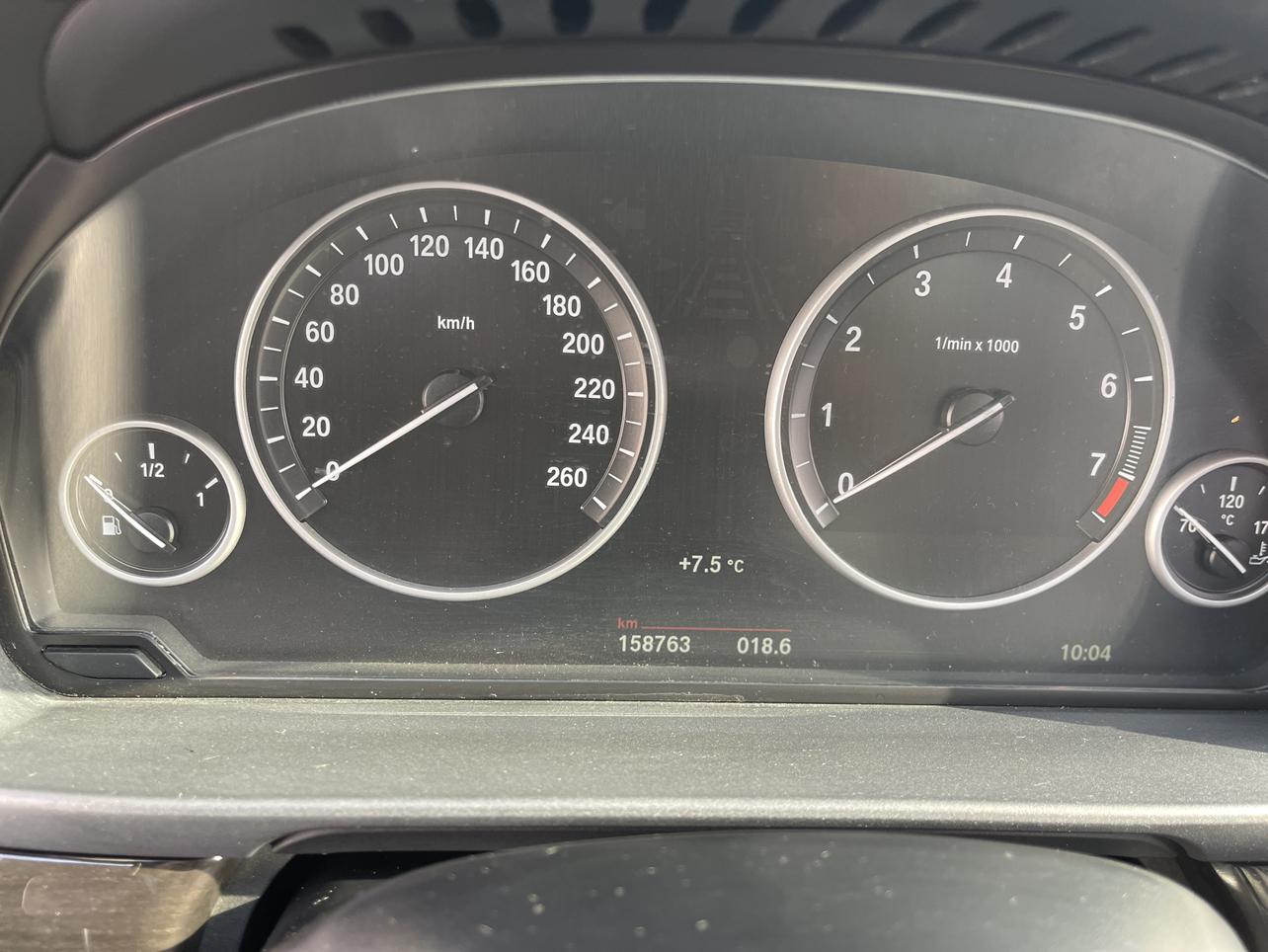 BMW 5 серии 2016 thumb 12