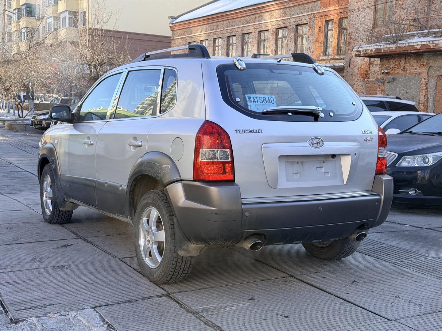 Hyundai Tucson 2006 thumb 2
