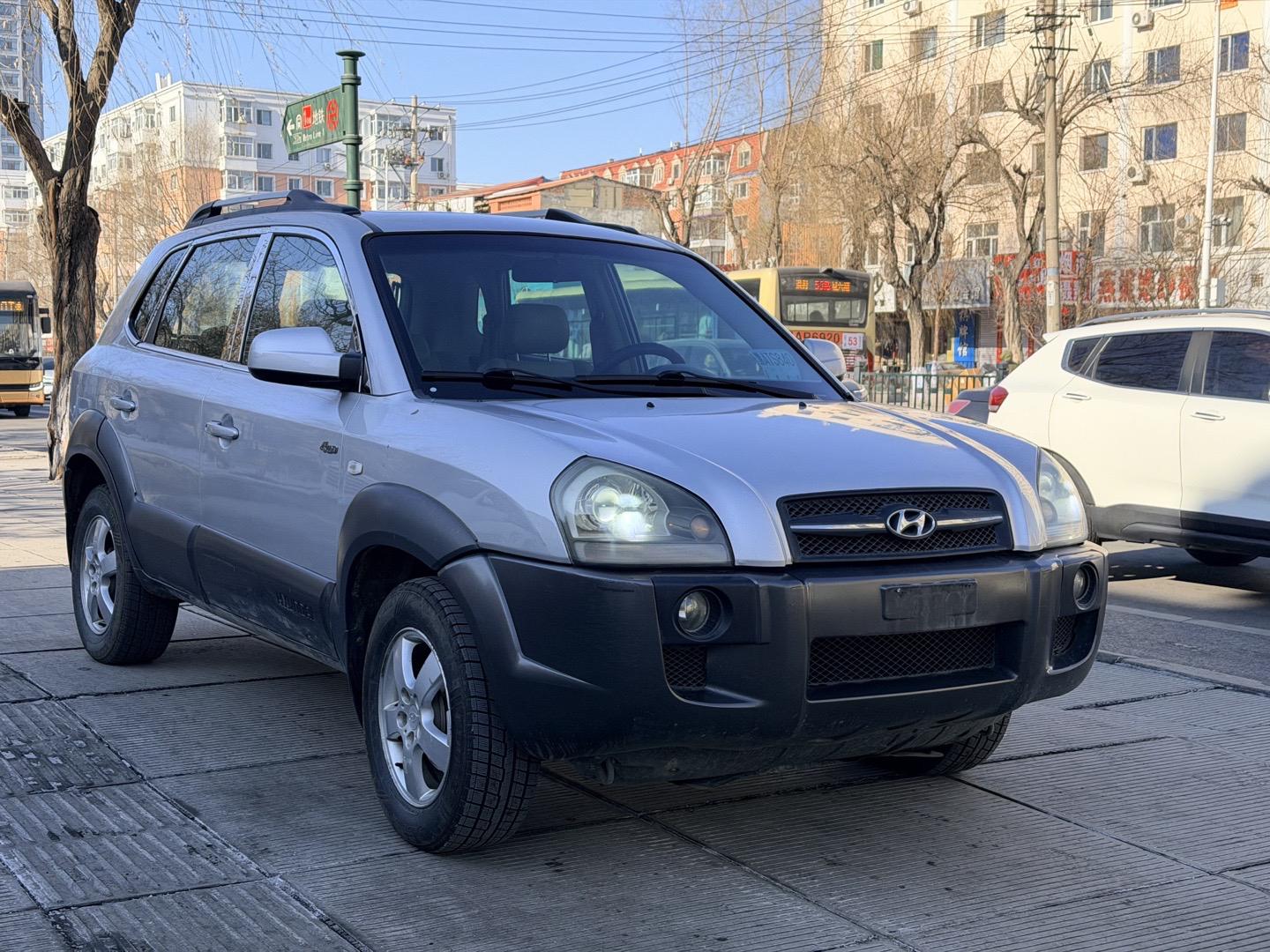 Hyundai Tucson 2006 thumb 10