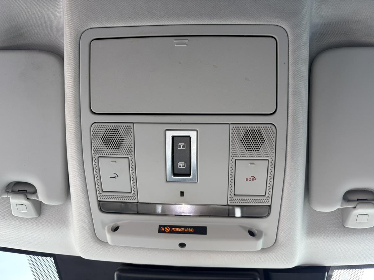 Land Rover Discovery Sport 2018 thumb 8
