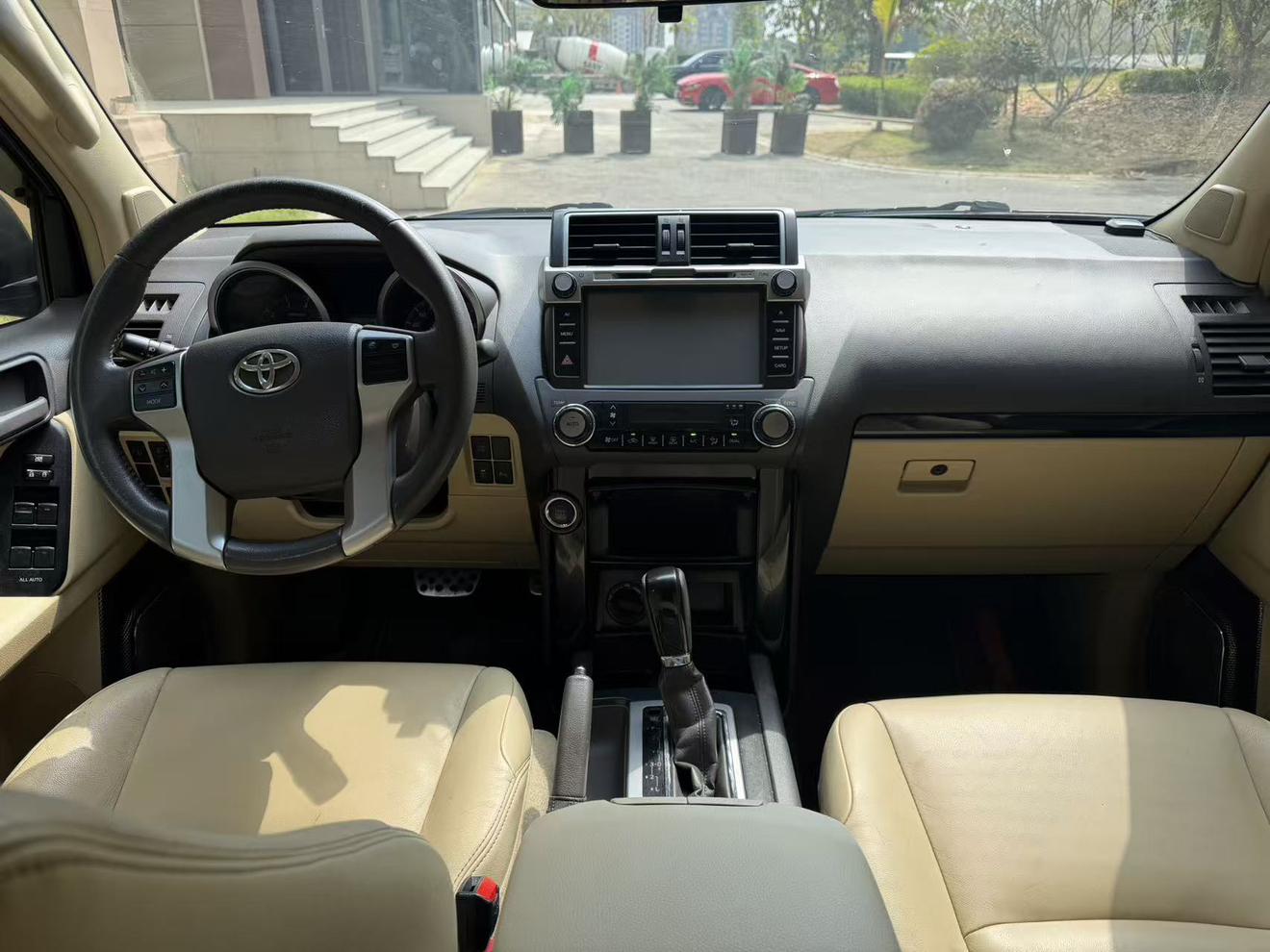 Toyota Land Cruiser Prado 2014 thumb 5
