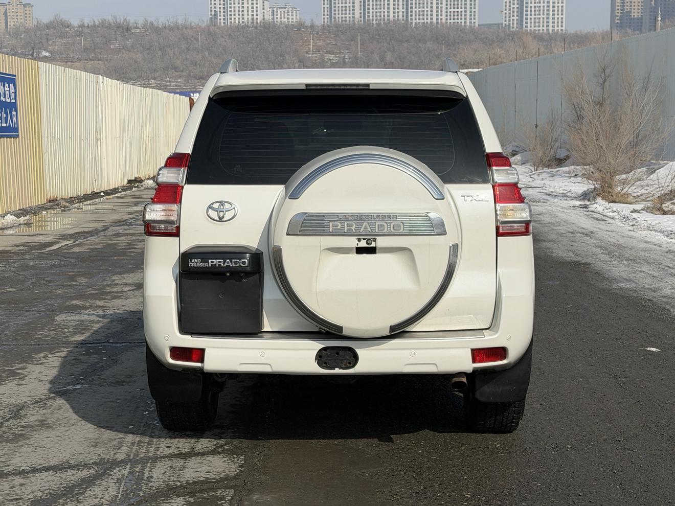 Toyota Land Cruiser Prado 2015 thumb 3