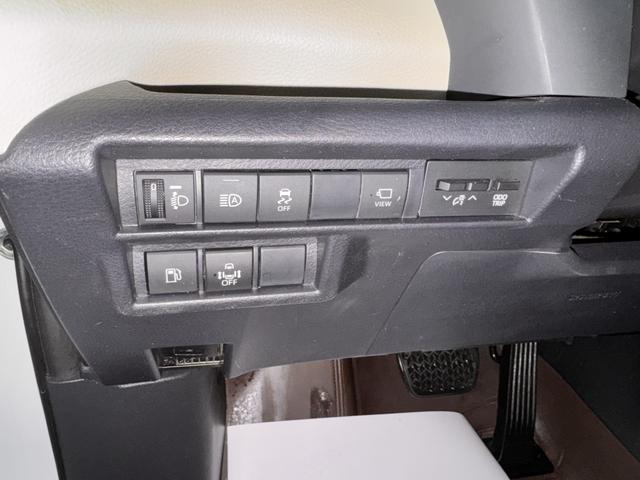 Toyota Granvia 2023 thumb 12