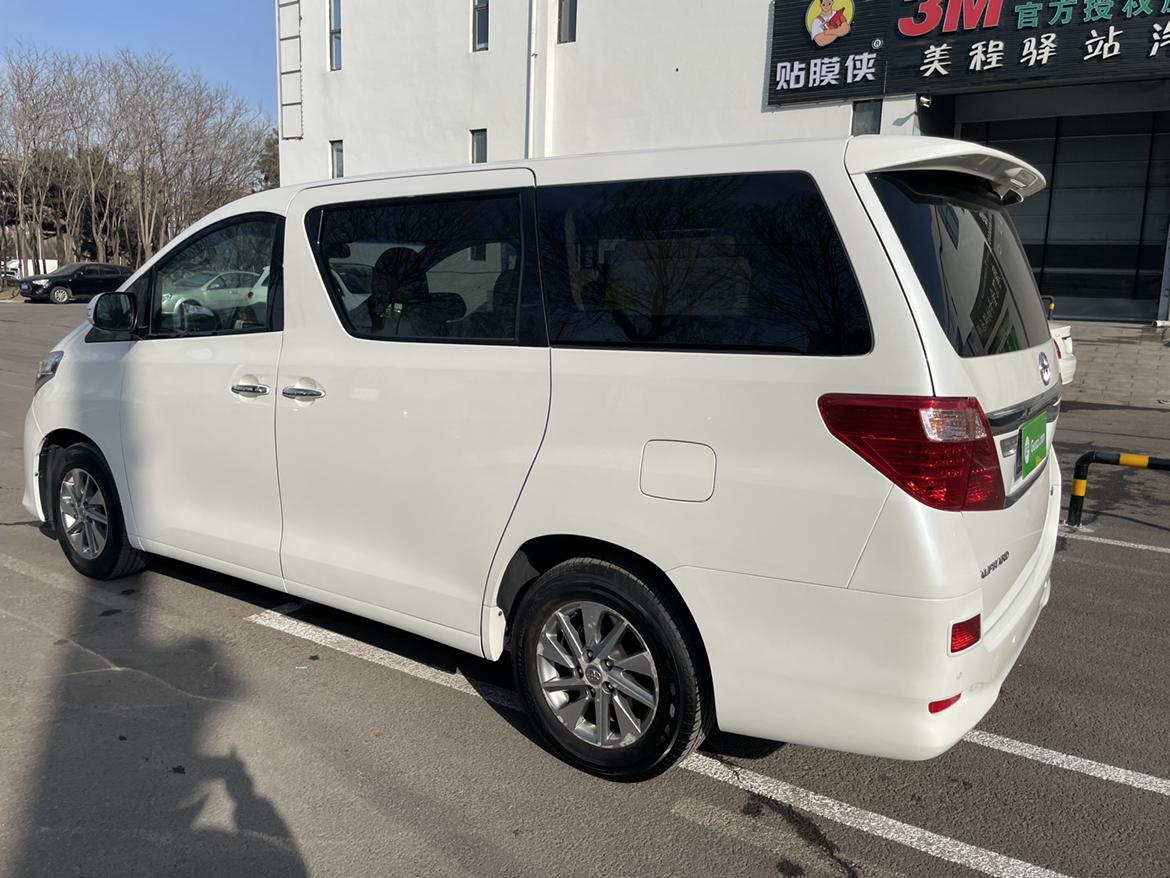 Toyota Alphard 2013 thumb 2